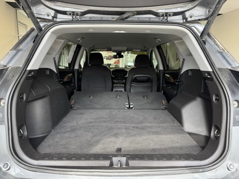 Used 2021 GMC Terrain SLE w/ Driver Convenience Package image 24