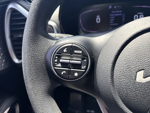 Used 2024 Kia Soul LX w/ Option Group 015 image 21