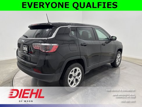 New 2025 Jeep Compass Sport image 7