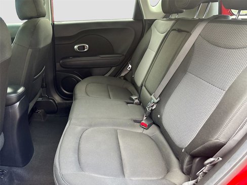 Used 2018 Kia Soul + image 26