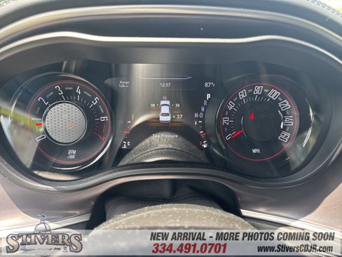 Used 2022 Dodge Challenger SXT w/ Plus Package image 8