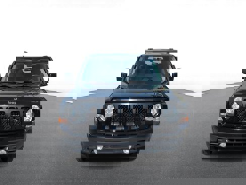 Used 2015 Jeep Patriot High Altitude image 3