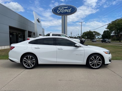 Used 2022 Chevrolet Malibu Premier image 17