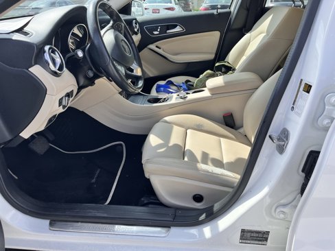 Used 2018 Mercedes-Benz GLA 250 image 7