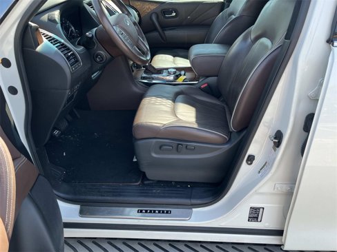 Used 2017 INFINITI QX80 Limited image 22