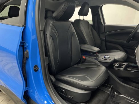 Used 2022 Ford Mustang Mach-E Premium image 33