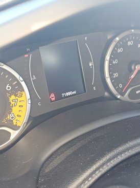 Used 2015 Jeep Renegade Latitude w/ Cold Weather Group II image 7