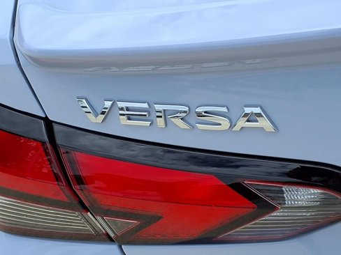 New 2025 Nissan Versa SR w/ Trunk Package image 7