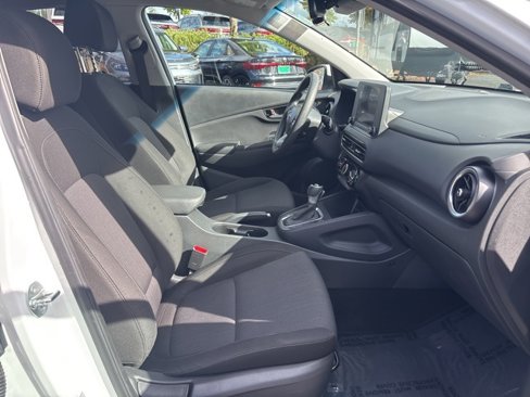 Used 2023 Hyundai Kona SEL image 8