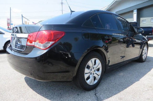 Used 2013 Chevrolet Cruze LS image 3
