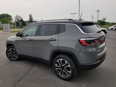 Certified 2022 Jeep Compass Limited image 6