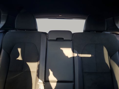 Used 2022 Volvo XC40 P8 Recharge Plus image 37