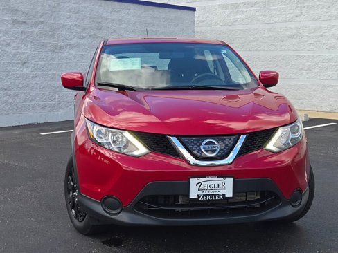 Used 2018 Nissan Rogue Sport S image 4