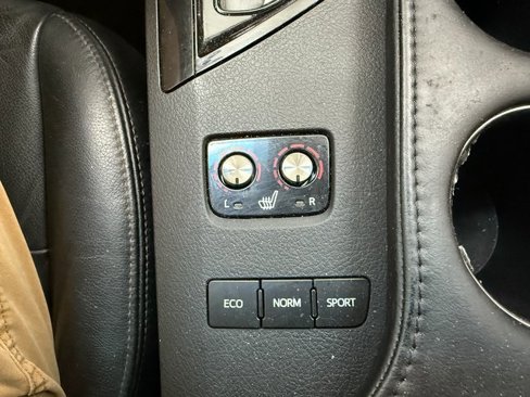 Used 2015 Toyota Avalon XLE Premium image 21