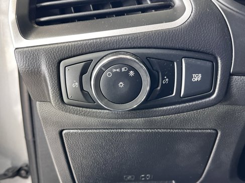 Used 2024 Ford Edge SEL image 23