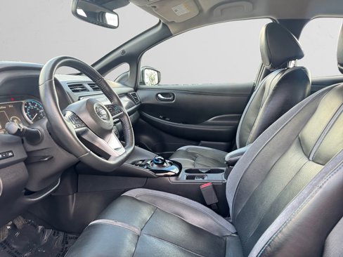 Used 2018 Nissan Leaf SL w/ SL Technology Package image 10