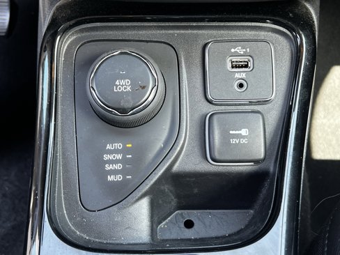 Used 2021 Jeep Compass Limited w/ Sun and Sound Group image 17