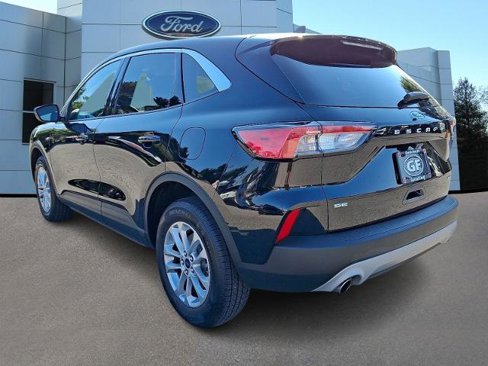 Certified 2022 Ford Escape SE w/ Convenience Package image 4