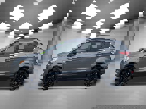 Used 2014 Ford Escape SE w/ Leather Comfort Package image 3