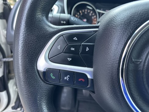 Used 2018 Jeep Compass Sport image 15