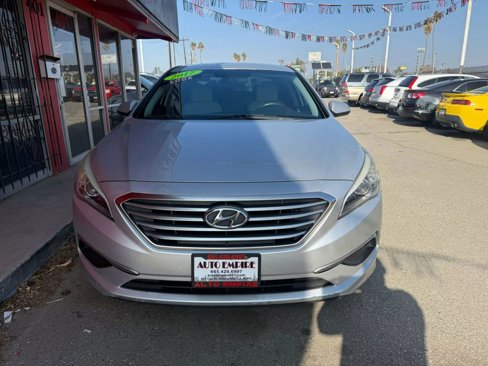 Used 2017 Hyundai Sonata SE image 3