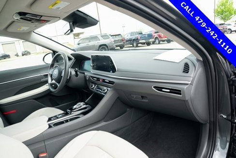 Used 2023 Hyundai Sonata Limited image 38
