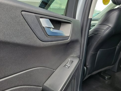 Used 2022 Ford Escape SEL image 13