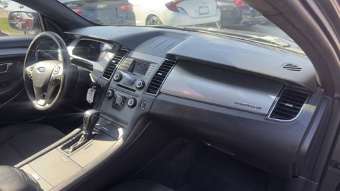 Used 2017 Ford Taurus SEL image 25