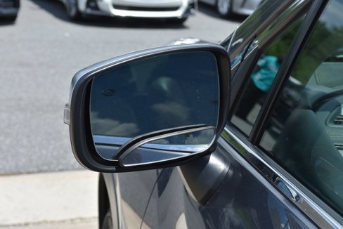 Used 2019 Subaru Ascent Touring image 16