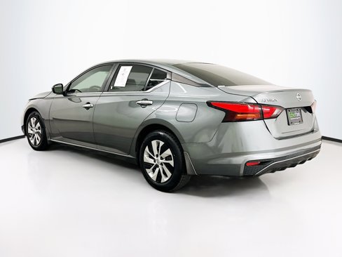 Used 2022 Nissan Altima 2.5 S image 5