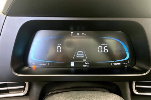 Certified 2025 Hyundai Elantra SE image 22