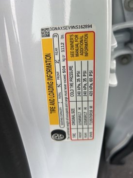 Used 2022 Chevrolet Equinox LS image 39