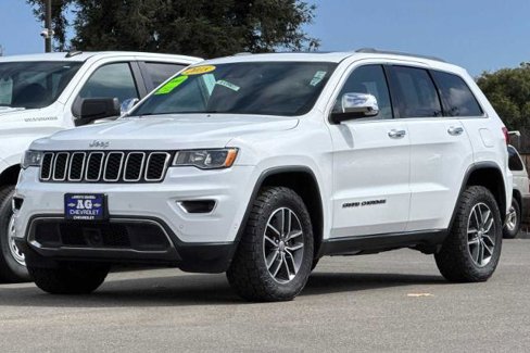 Used 2018 Jeep Grand Cherokee Limited image 9
