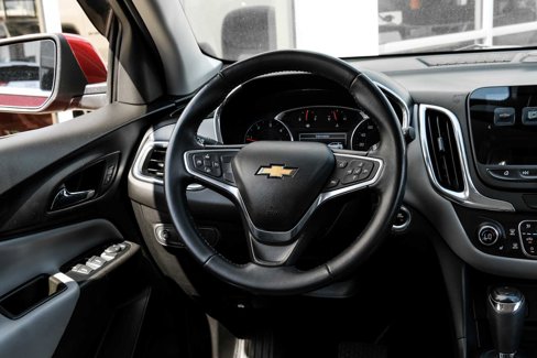 Used 2018 Chevrolet Equinox LT w/ Sun & Infotainment Package image 17