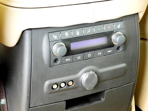 Used 2013 Cadillac Escalade Premium image 41