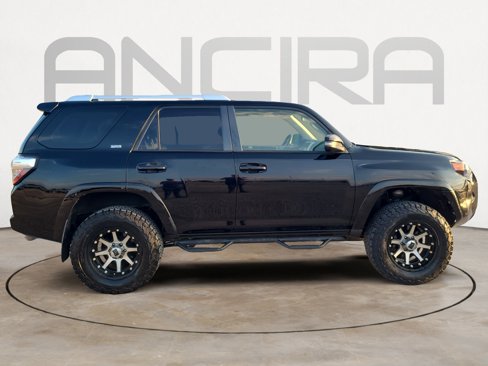 Used 2014 Toyota 4Runner SR5 image 11