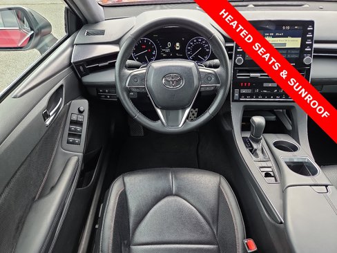 Used 2019 Toyota Avalon XSE image 11