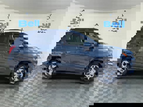 Used 2020 Chevrolet Trax LS w/ Tint and Cruise Package image 5