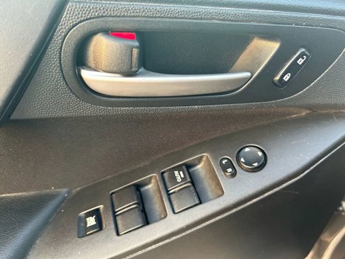 Used 2012 MAZDA MAZDA3 i Touring image 10