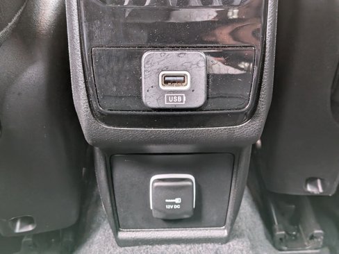 Used 2024 Jeep Compass Trailhawk image 25