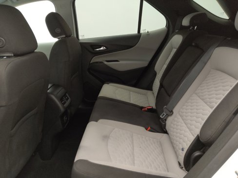 Used 2020 Chevrolet Equinox LS w/ LS Convenience Package image 18