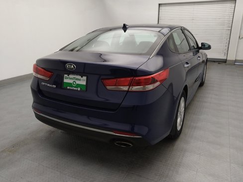 Used 2017 Kia Optima LX image 7
