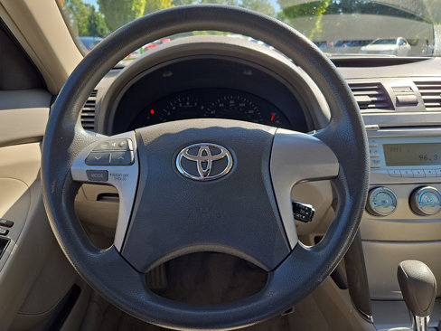 Used 2008 Toyota Camry LE image 12
