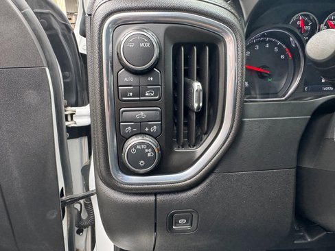 Used 2021 Chevrolet Silverado 1500 LT w/ Bed Protection Package image 13