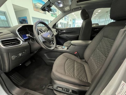 Used 2021 Chevrolet Equinox LT image 15