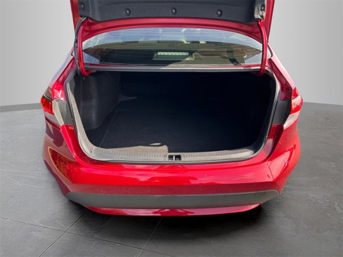 Used 2022 Toyota Corolla LE image 8