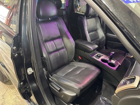 Used 2014 Jeep Grand Cherokee Limited image 34