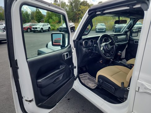 Used 2021 Jeep Wrangler Unlimited Sport image 11