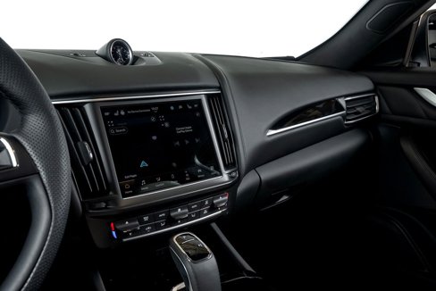 Used 2022 Maserati Levante GT image 29