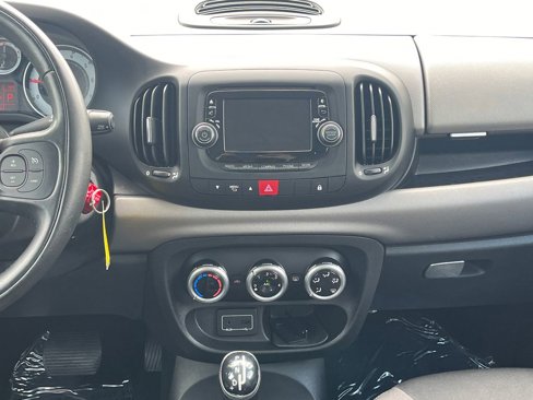 Used 2016 FIAT 500L Easy image 25